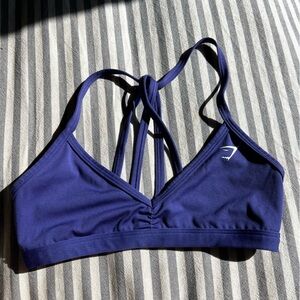Gymshark minimal sports bra in purple